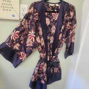 Victoria's Secret Gold Label Vintage Satin Short Kimono Robe One Size